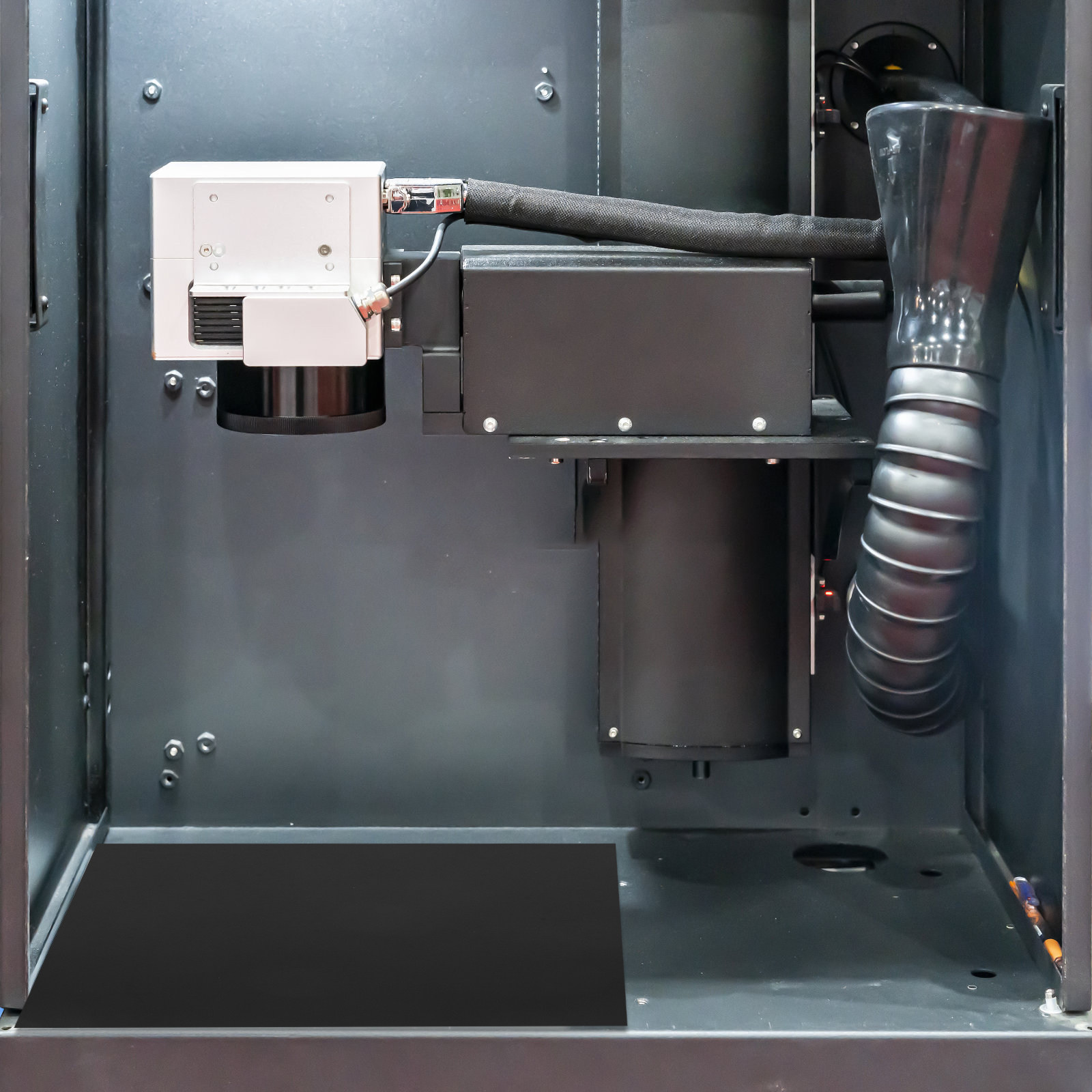 แผ่นอะลูมิเนียมสำหรับแกะสลักด้ - Industrial Use Of Laser บทวิจารณ์และราคา
