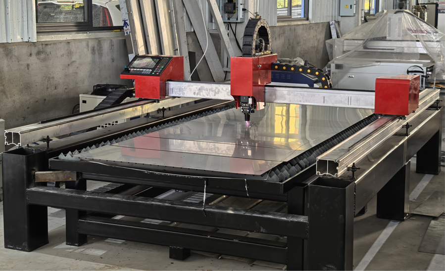 เครื่องตัดเลเซอร์ไฟเบอร์โลหะระ - Industrial Laser Cutting Machine Price บทวิจารณ์และราคา